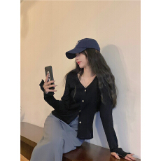 批发薄款小众黑色罩衫女装夏季<b class='q'>修身</b>显瘦针织衫设计感短款开衫外套上衣