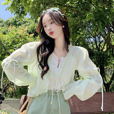 批发防晒<b class='q'>衬衫</b>外套女设计感小众开衫夏季薄款清新甜美韩系别致短款上衣