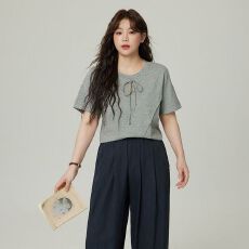 批发200斤大码女装<b class='q'>胖</b><b class='q'>MM</b>夏季系带蝴蝶结短袖T恤上衣