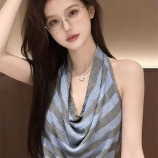批发洋气百搭<b class='q'>韩</b>版挂脖式拼色条纹背心女2026高级小众露肩无袖显瘦上衣