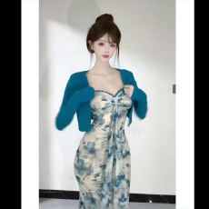 批发已出货 秋季新款小众高级纯欲性感复古印花法式连衣裙开<b class='q'>衫</b>套装