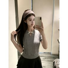 批发灰色甜美镂空短袖毛针织衫女2026夏设计感蝴蝶结上衣