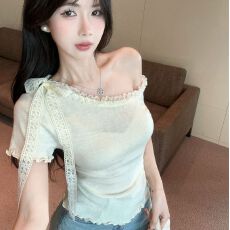 批发韩系蝴蝶结蕾丝边斜肩短袖<b class='q'>针织衫</b>2026夏季收腰修身露肩<b class='q'>短款</b>上衣