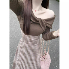 批发高品质法式复古<b class='q'>假两件</b>针织<b class='q'>连衣裙</b>子女秋冬2026年新款一整套装巨