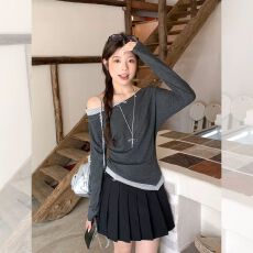 批发高品质斜角肩不规则长袖女<b class='q'>T</b><b class='q'>恤</b>早秋打底衫假两件设计感<b class='q'>露肩</b>上衣