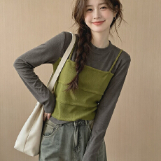 批发高品质【德绒螺纹】撞色吊带拼接假两件长袖女26<b class='q'>秋</b>款叠穿打底
