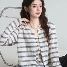 批发高品质条纹针织开衫女秋冬<b class='q'>吊带</b><b class='q'>背心</b>上衣<b class='q'>打底</b>两件套