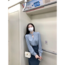 批发高品质2025新款<b class='q'>韩版</b>女秋季洋气衬衫百搭别致气质小众设计感长袖衬