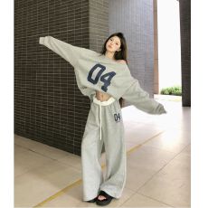 批发高品质领露肩长袖卫衣美式慵懒阔腿<b class='q'>裤</b><b class='q'>套装</b>早秋女