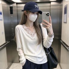 批发高品质韩系<b class='q'>V领</b>蕾丝花边长袖T恤女秋季内搭打底衫上衣