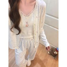 批发德绒蕾丝睡衣女保暖<b class='q'>可爱</b>兔子秋冬厚家居服吊带长袖性感三件套装