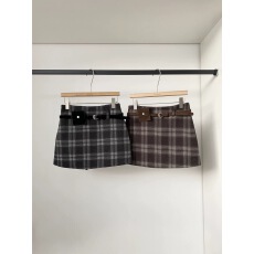 批发秋冬新款韩系ins复古学院风减龄格纹高腰防走光A字包臀配腰带短裙