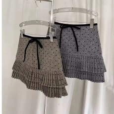 批发Top冬装新款撞色系绳波点爱心双层<b class='q'>百褶</b>裙摆高腰显瘦半身<b class='q'>短裙</b>女