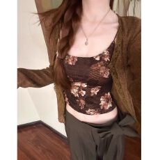 批发新款<b class='q'>设计</b>高级感法式纯欲风蕾丝小吊带背心女装外穿无袖上衣