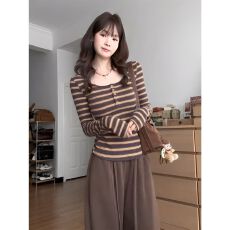 批发韩系纯欲甜辣条纹正肩长袖T恤女秋冬新款<b class='q'>修身</b>显瘦内搭打底衫上衣