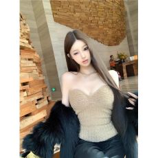 批发卡其色性感露背无袖抹胸背心女秋季修身针织内搭纯欲短款打底上衣
