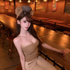 批发卡其色无袖抹胸背心女秋冬纯欲性感辣妹收腰修身内搭打底上衣