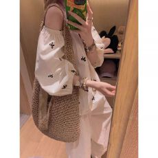 批发纯棉泡泡袖一字肩波点<b class='q'>衬衫</b>娃娃衫女夏季宽松百搭时髦防晒上衣