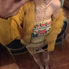 批发<b class='q'>蝙蝠</b>袖黄色毛领针织毛衣外套女春季纯欲套装提花抹胸<b class='q'>连衣裙</b>两件套