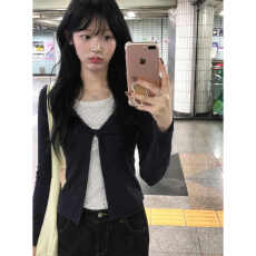 批发韩系穿搭撞色扭结碎花假两件长袖t恤女<b class='q'>秋</b>修身显瘦设计感辣妹上衣