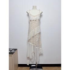 批发小君君布兰妮 浮雕蕾丝/不规则刺绣蕾丝拼接<b class='q'>荷叶</b>边吊带<b class='q'>连衣裙</b>长裙