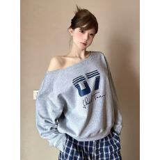 批发现货高品质曼巴棉300克美式复古印花斜肩卫衣女秋<b class='q'>冬</b>宽松上衣