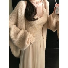批发Skk Store 托斯卡纳的秋 羊驼绵羊毛马海毛手钩感粗针大开衫/吊带