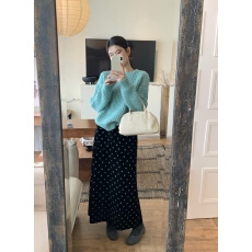 批发法式复古丝绒波点半身<b class='q'>裙</b>女2025冬季新款高腰百搭名媛中长a字<b class='q'>裙</b>