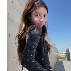 批发原版面料羊绒 碎花短款针织开衫修身显瘦背心巨好看秋季两件套<b class='q'>女</b>