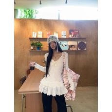 原版螺纹德绒270克 法式甜美V领蕾丝边高级感时尚上衣