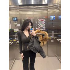 批发V领德绒打底衫女秋冬内搭短款小衫辣妹显瘦磨毛上衣加绒保暖<b class='q'>T</b><b class='q'>恤</b>