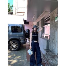 批发韩系简约休闲通勤风百搭无袖背心女2025年夏季新款时尚减龄感上衣