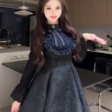 批发富家千金小香风连衣裙女秋冬设计感小众蝴蝶结公主裙法式收腰裙子