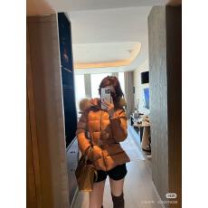 批发MD25秋冬新款白鸭绒<b class='q'>羽绒服</b>