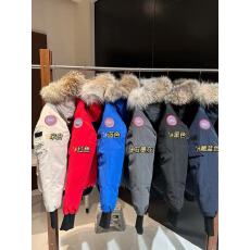 批发Wg鹅01款飞行夹克加拿大<b class='q'>短裤</b>羽绒服<b class='q'>男</b>女加厚可拆毛领派克服