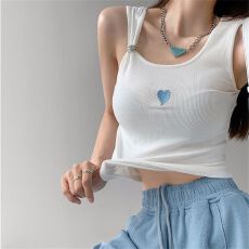 批发罗纹 新款刺绣爱心小<b class='q'>吊带</b>短款背心设计感