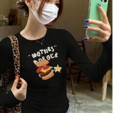 批发黑色圆领正肩上衣打底衫女春秋美式<b class='q'>卡通</b>汉堡设计修身辣妹长袖<b class='q'>T</b><b class='q'>恤</b>