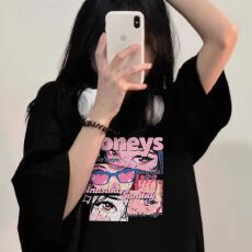 批发黑色圆领纯棉短袖<b class='q'>T</b><b class='q'>恤</b>女夏季款美式卡通动漫印花设计休闲款式上衣