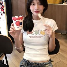 批发白色正肩圆领纯棉短袖T恤女夏季卡通减龄印花设计休闲百搭上衣女