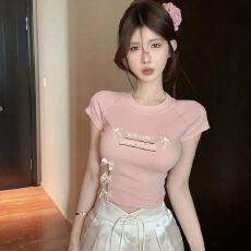 批发（<b class='q'>莫代尔</b>面料  260克  ）甜辣字母短袖<b class='q'>T</b><b class='q'>恤</b>女