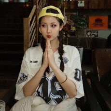 批发美式高街复古球衣短袖印花T恤辣妹女夏学院<b class='q'>运动</b>宽松上衣休闲