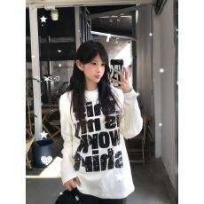 批发春秋新款 230克精梳紧密 100棉 后包领<b class='q'>长袖</b>圆领<b class='q'>T</b><b class='q'>恤</b>】字母印花上衣