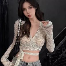 批发官图天丝110克】春季新款时尚百搭长袖T恤女<b class='q'>韩版</b>辣妹风修身上衣潮