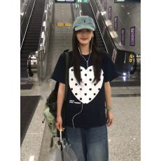 批发高品质纯棉200克100棉精梳紧密优质做工（前印花）短袖t恤女