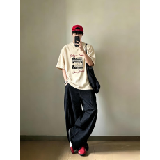 批发【天猫/抖音推荐】重磅纯棉 精梳紧密 书本字母印花<b class='q'>宽松</b>短袖<b class='q'>T</b><b class='q'>恤</b>