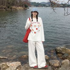 纯棉210克精梳精密印花秋季宽松长袖T恤女
