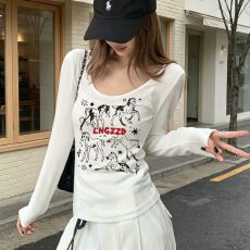 批发白色U领正肩长袖<b class='q'>T</b><b class='q'>恤</b>女装春秋新款美式<b class='q'>潮牌</b>小马印花修身辣妹上衣女