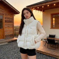 批发2026新款冬季甜美新款波点短款无袖立领宽松棉马甲女背心坎肩外套