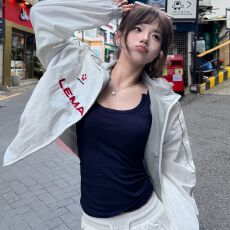 批发好质量 原版质量 加厚塔丝隆 绣花 拼接立领夹克外套女秋季棒球服