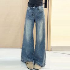 批发美式复古烫钻直筒<b class='q'>牛仔裤</b>女2026春秋新款宽松百搭显瘦阔腿长裤子